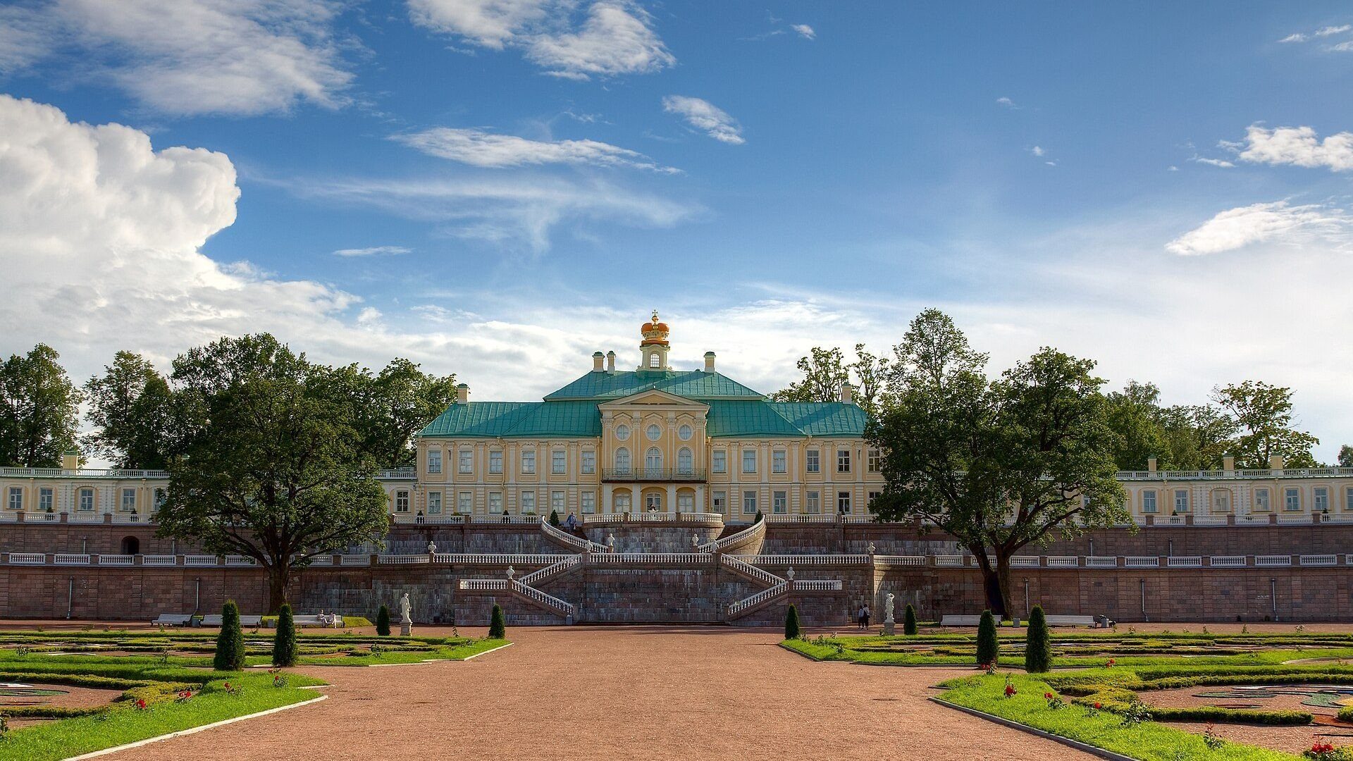 Ломоносов